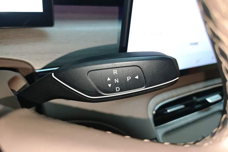 Used Chery Tiggo 8 PLUS 2025 290TGDI DCT Prestige 5-Seater
