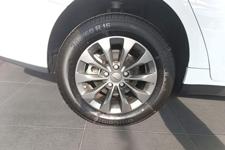 Used Geometry A 2024 500KM Travel Edition
