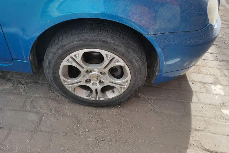 Used Lotus L3 2009 1.6L Manual Fashion Model