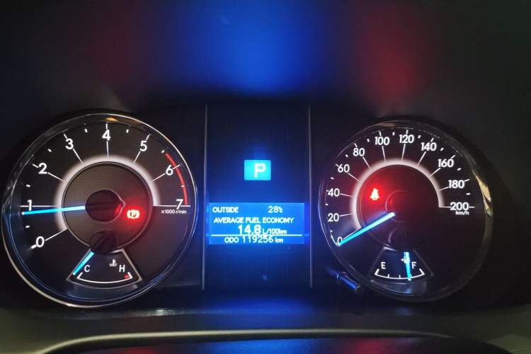 Used Toyota Fortuner 2016 2.7L Middle East Version Instrument Cluster