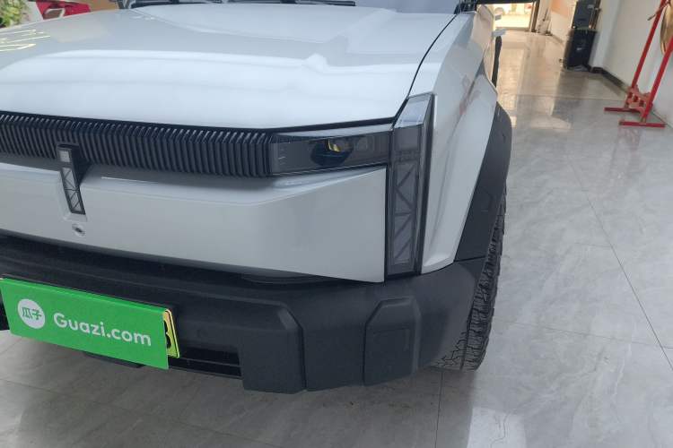 Used iCAR 03 2024 472km Four-Wheel Drive Long-Range Version Left Front Headlight