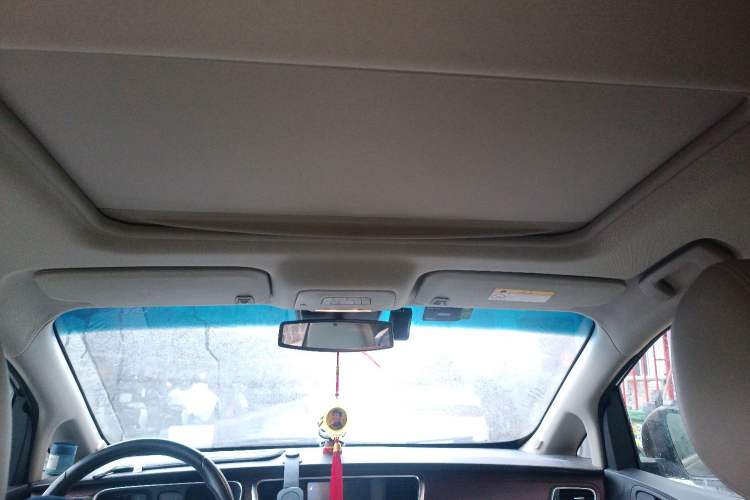 Used Buick GL8 2018 28T Luxury Model China VI Standard
