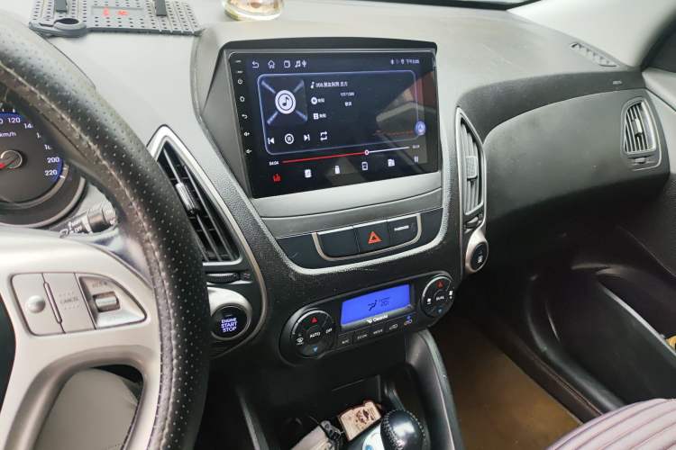 Used Hyundai ix35 2013 2.0L Automatic Two-Wheel Drive Smart GLS China IV Standard Audio And AC Panel