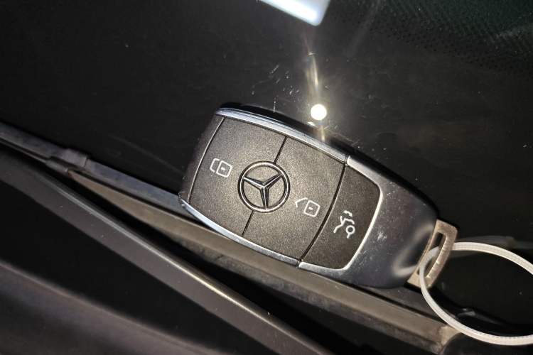 Used Mercedes-Benz A-Class 2020 Restyled A 200 L Sport Sedan Fashion Version
