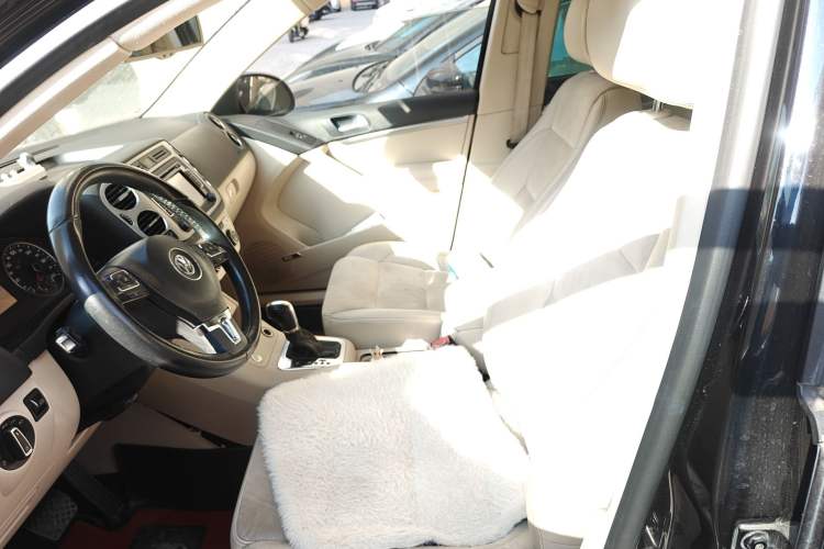 Used Volkswagen Tiguan 2013 2.0 TSI Automatic All-Wheel-Drive Flagship Edition