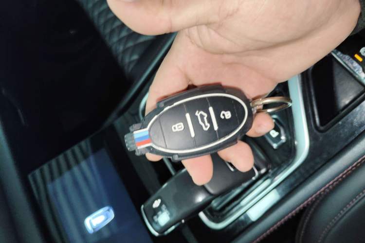 Used Bestune T99 2020 20TD Automatic Premium Edition Vehicle Key