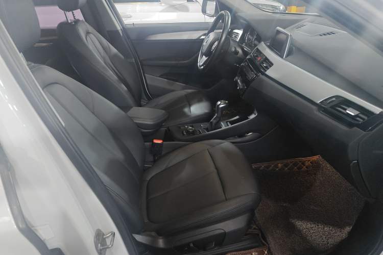 Used BMW X1 2019 sDrive20Li Leading Model Right Front Seat