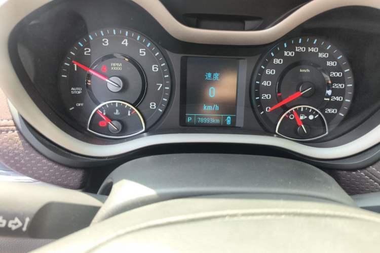 Used Chevrolet Malibu 2018 530T Automatic Luxury Edition Odometer Close Up