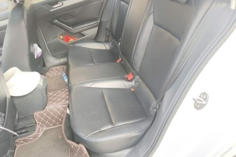 Used Volkswagen Lamando 2019 230TSI DSG Fashion Edition China VI