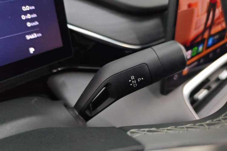 Used Geely Galaxy L6 2025 EM-i 140km Starship Edition
