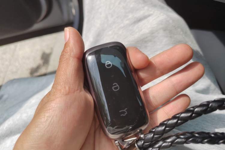 Used Geely Galaxy Xingjian 7 EM-i 2026 Model 135km Leading Edition Vehicle Key