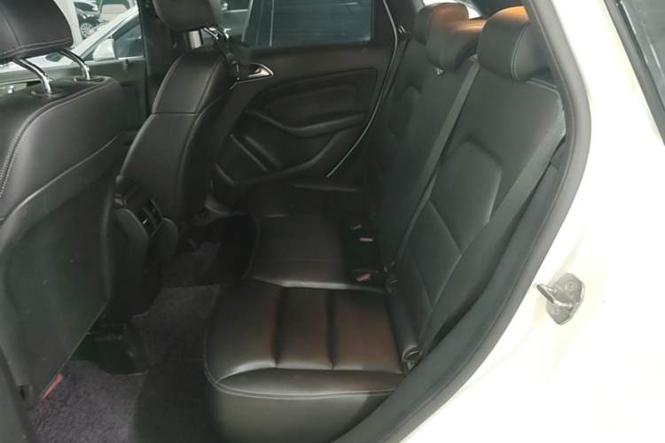 Used Mercedes-Benz B-Class 2018 B 200 Fashion Model
