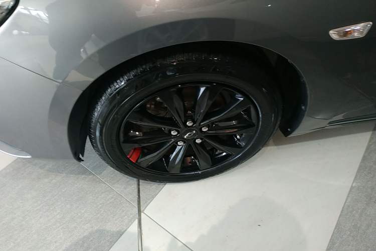 Used Chevrolet Monza 2020 Light Hybrid Redline 320T Dual-Clutch Joyful Edition