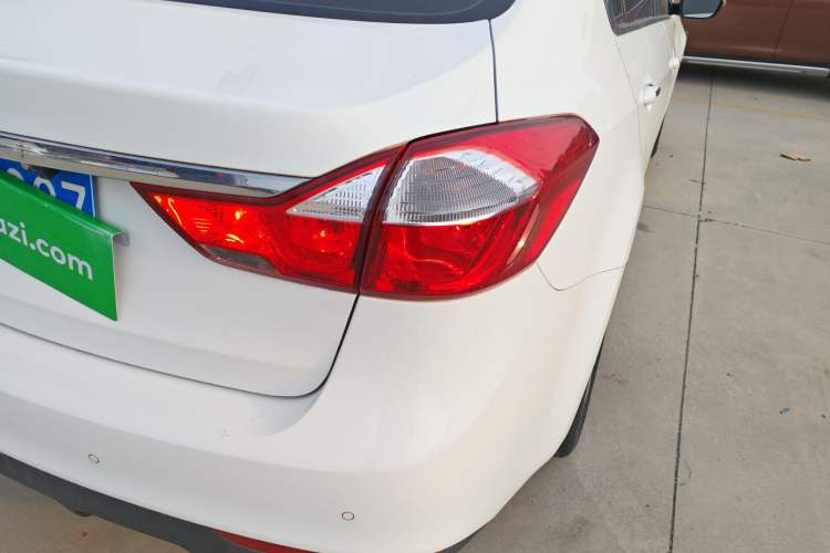 Used Kia K3 2016 1.6L Automatic GLS Right Rear Taillight