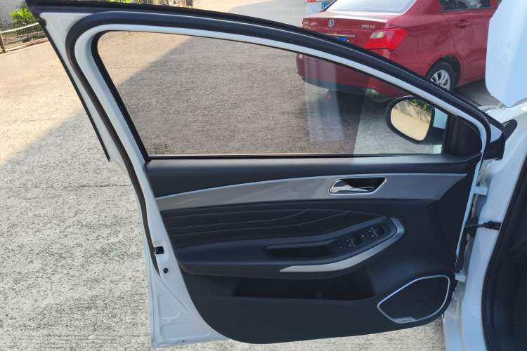 Used Chery Arrizo 5 2019 1.5L CVT Leisure Edition China V standard