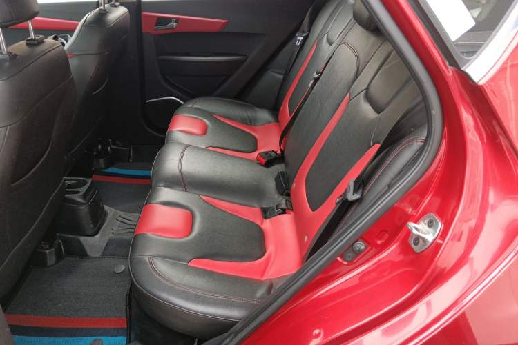 Used JAC Refine S2 2015 1.5L CVT Luxury Smart Version
