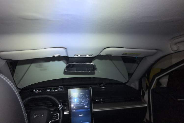 Used NETA V 2021 Long-Range Entertainment Edition Headliner