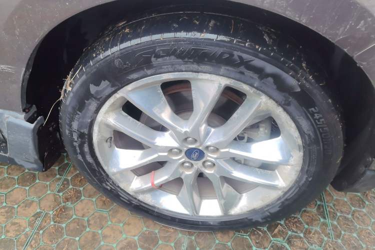 Used Ford Edge 2016 EcoBoost 245 Four-Wheel Drive Titanium 7-Seater
