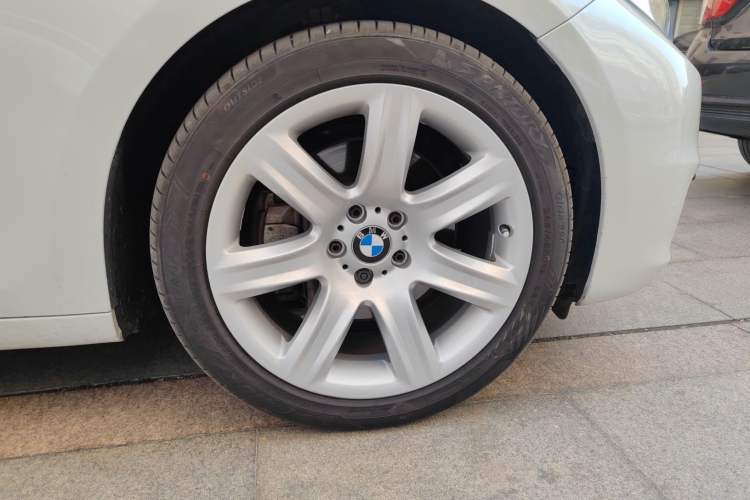 Used BMW 5 Series GT 2017 528i Leading Model