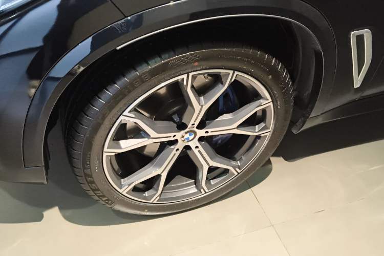 Used BMW X5 (Import) 2021 xDrive40i Luxury Model with M Sport Package
