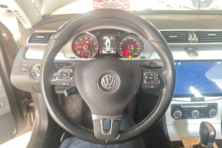 Used Volkswagen Magotan 2016 1.8TSI Smart Comfort Model
