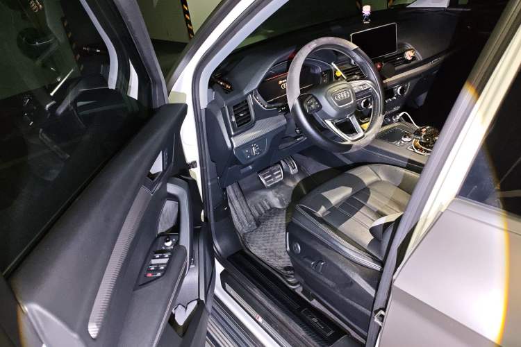 Used Audi Q5L 2020 45 TFSI Prestige Fashion Model