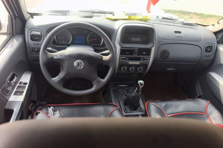 Used Dongfeng Ruichi 2017 2.5T Diesel Two-Wheel Drive Standard Version ZD25T5