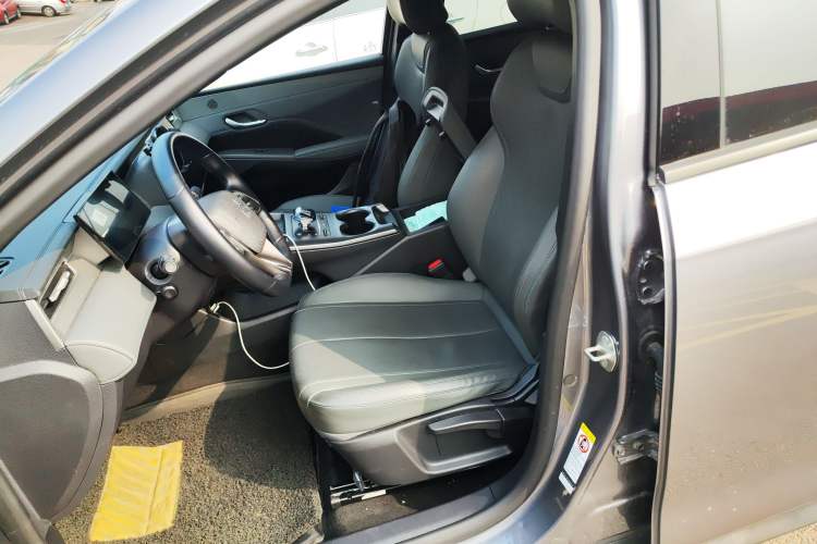 Used BYD Qin PLUS 2025 DM-i Smart Drive 55KM Leading Model
