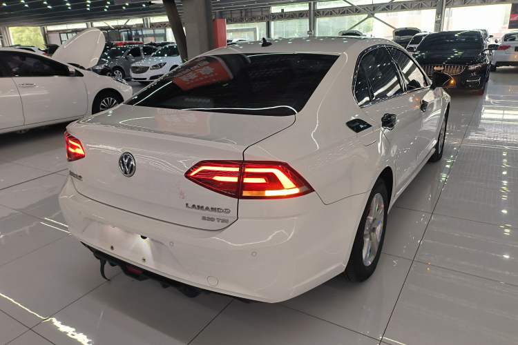 Used Volkswagen Lamando 2018 230TSI DSG Fashion Edition