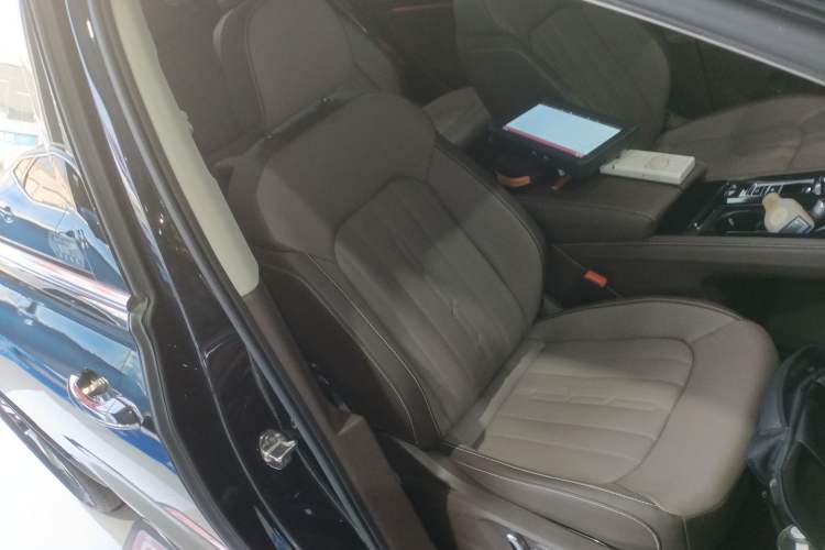 Used Volkswagen Viloran 2023 Revised Version 380TSI Luxury Edition
