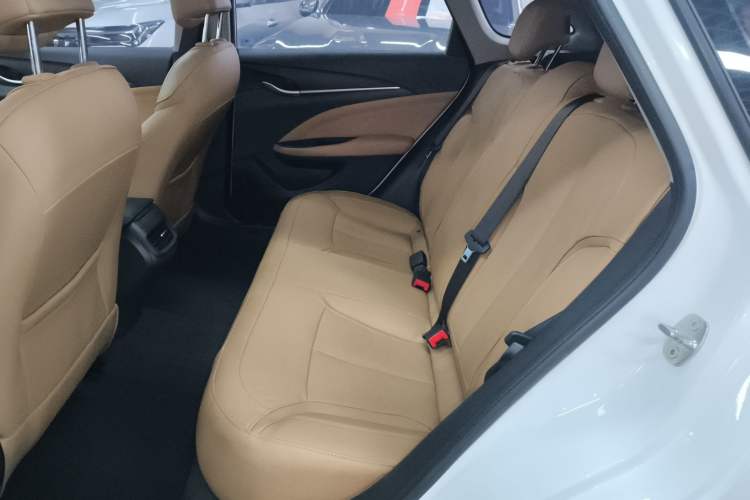 Used Buick Excelle GX 2018 18T Automatic Flagship Model Left Rear Seat