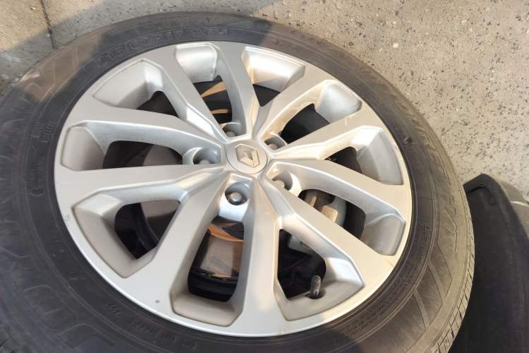 Used Renault Kadjar 2017 2.0L Two-Wheel-Drive Leading Edition
