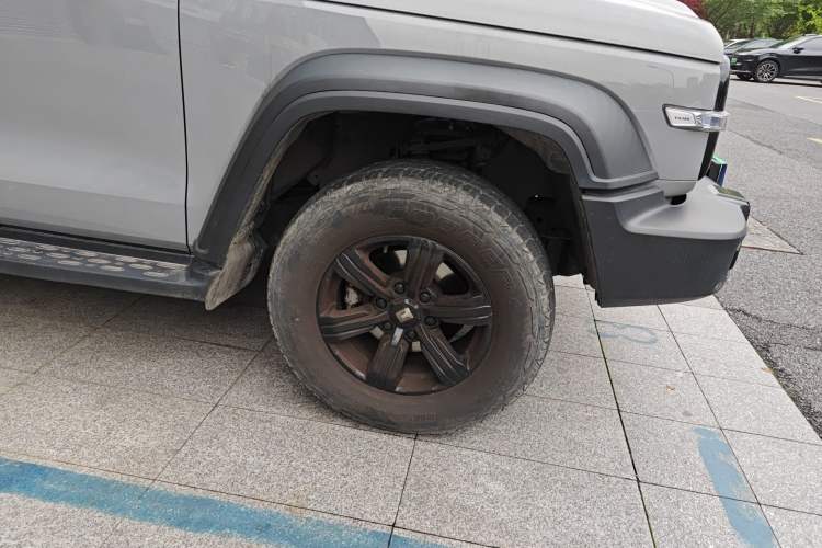 Used Tank 300 2021 Off-Road Edition 2.0T Challenger Right Front Wheel Hub