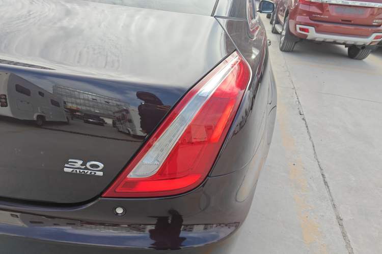 Used Jaguar XJ 2018 XJL 3.0 SC Four-Wheel Drive Panoramic Business Edition
