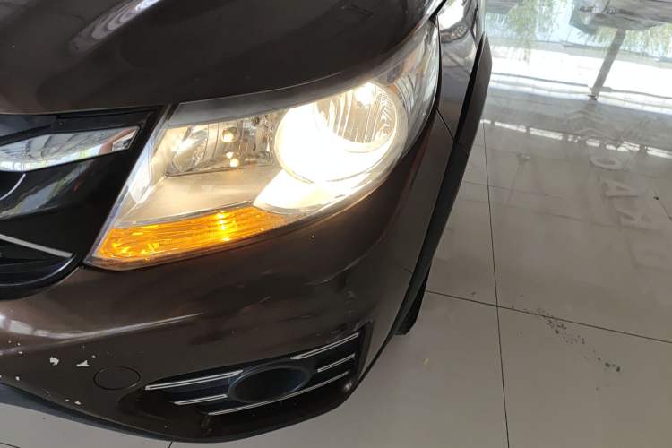 Used FORTHING Joyear XV 2016 1.6L CVT Comfort Model