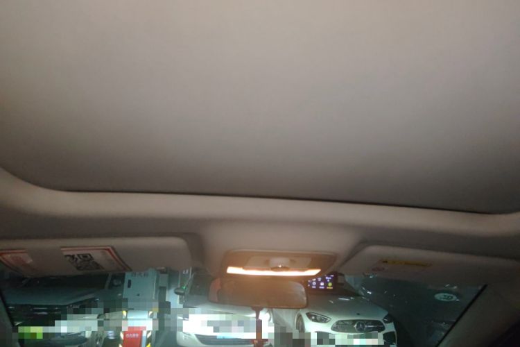 Used Roewe RX5 2019 20T Two-Wheel Drive Automatic 4G Connected Platinum Edition
