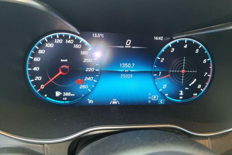 Used Mercedes-Benz GLC 2021 GLC 300 L 4MATIC Dynamic Model
