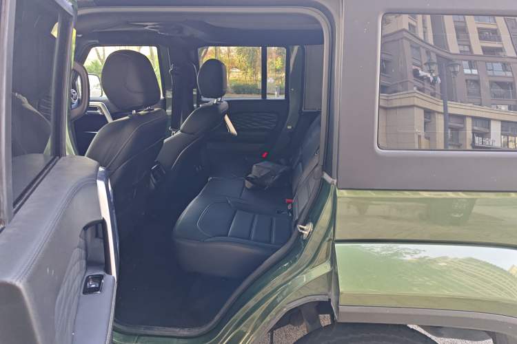 Used BAIC Off-Road BJ40 2018 PLUS 2.3T Automatic Four-Wheel Drive Flagship Version China V Emission Standard