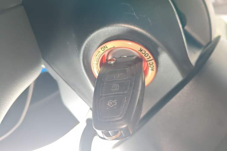 Used Ford Focus 2015 Hatchback 1.6L Automatic Fashion Edition