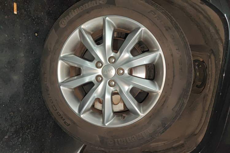 Used Jeep Cherokee 2017 2.4L Excellence Edition
