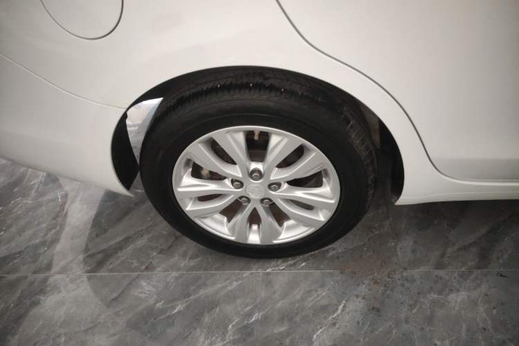 Used Buick GT 2021 Exemplar 1.5L Automatic Elite Version Right Rear Wheel Hub