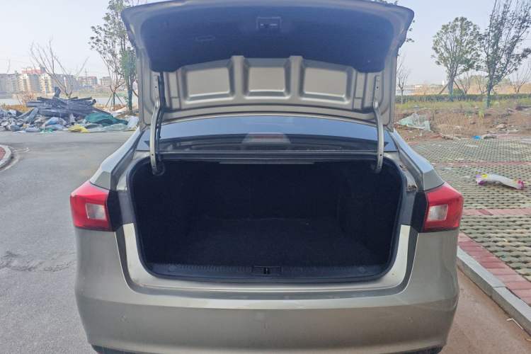 Used Roewe 360 2015 1.5L Automatic Luxury Edition