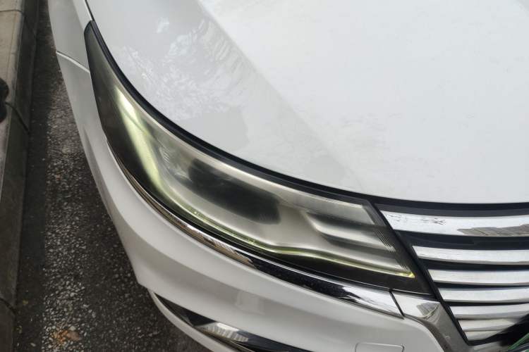 Used Roewe i6 New Energy 2019 PLUS 50T 4G Connected Glory Luxury Edition Right Front Headlight