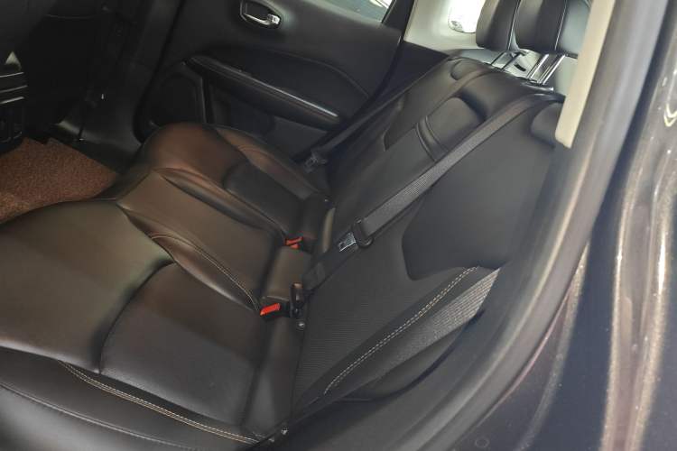 Used Jeep Compass 2017 200T Automatic Family Edition