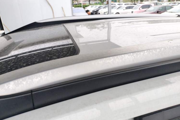 Used Haval M6 2019 1.5T DCT Two-Wheel Drive Elite Version China VI Standard Roof