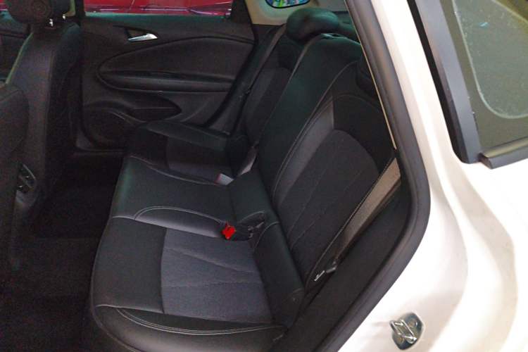 Used Buick Verano 2019 Sedan 20T Dual-Clutch Leading Model
