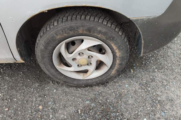 Used JAC Group Refine 2015 2.0L Shuttle Gasoline Long-Wheelbase Standard Version HFC4GA3-3D Right Front Wheel Hub