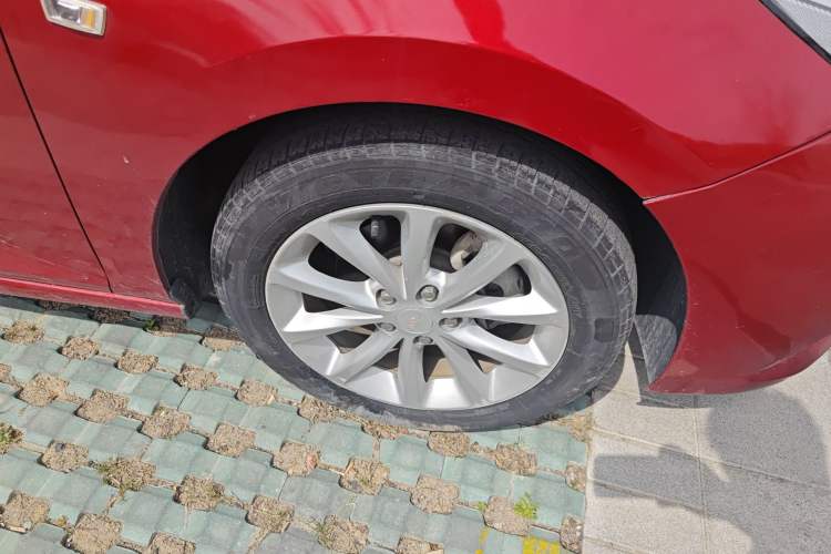 Used Chevrolet Cruze 2017 1.5L Automatic Pioneer Sunroof Edition