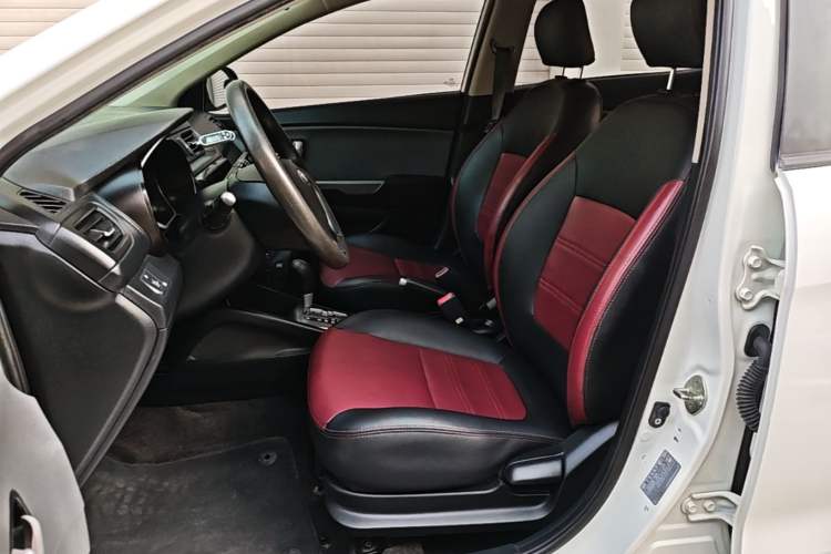 Used Kia K2 2015 Sedan 1.4L Automatic GLS