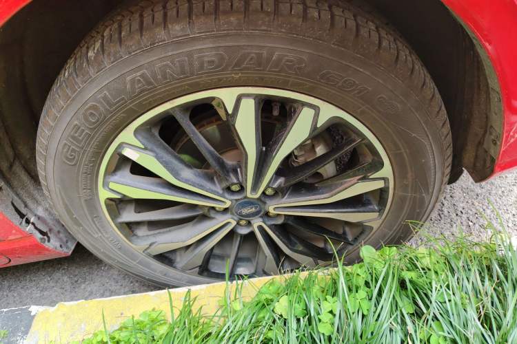 Used Ford Escape 2020 EcoBoost 245 Four-Wheel Drive ST-LINE Deluxe Edition
